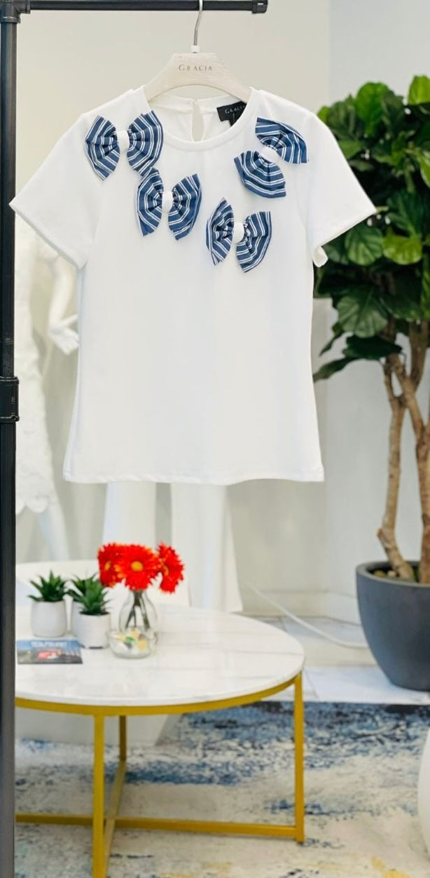 Coquette Bow Appliqué Short Sleeve Tee