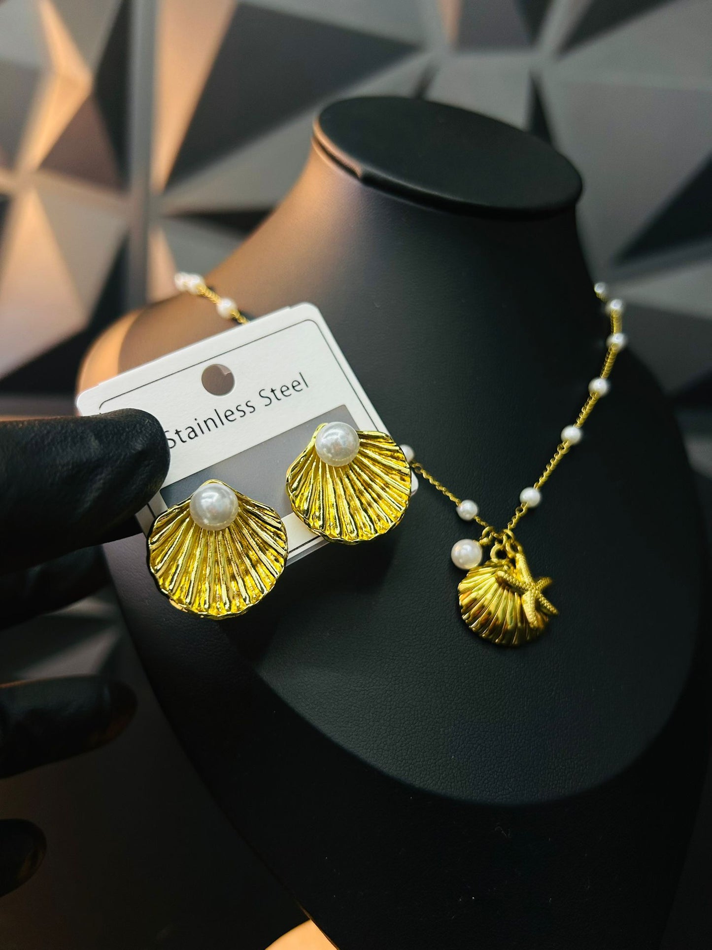 Shell Necklace with Shell Earrings