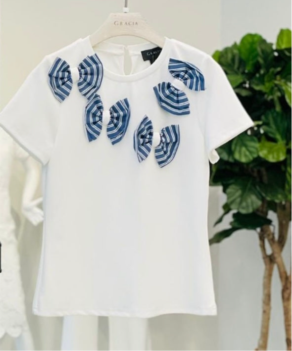 Coquette Bow Appliqué Short Sleeve Tee